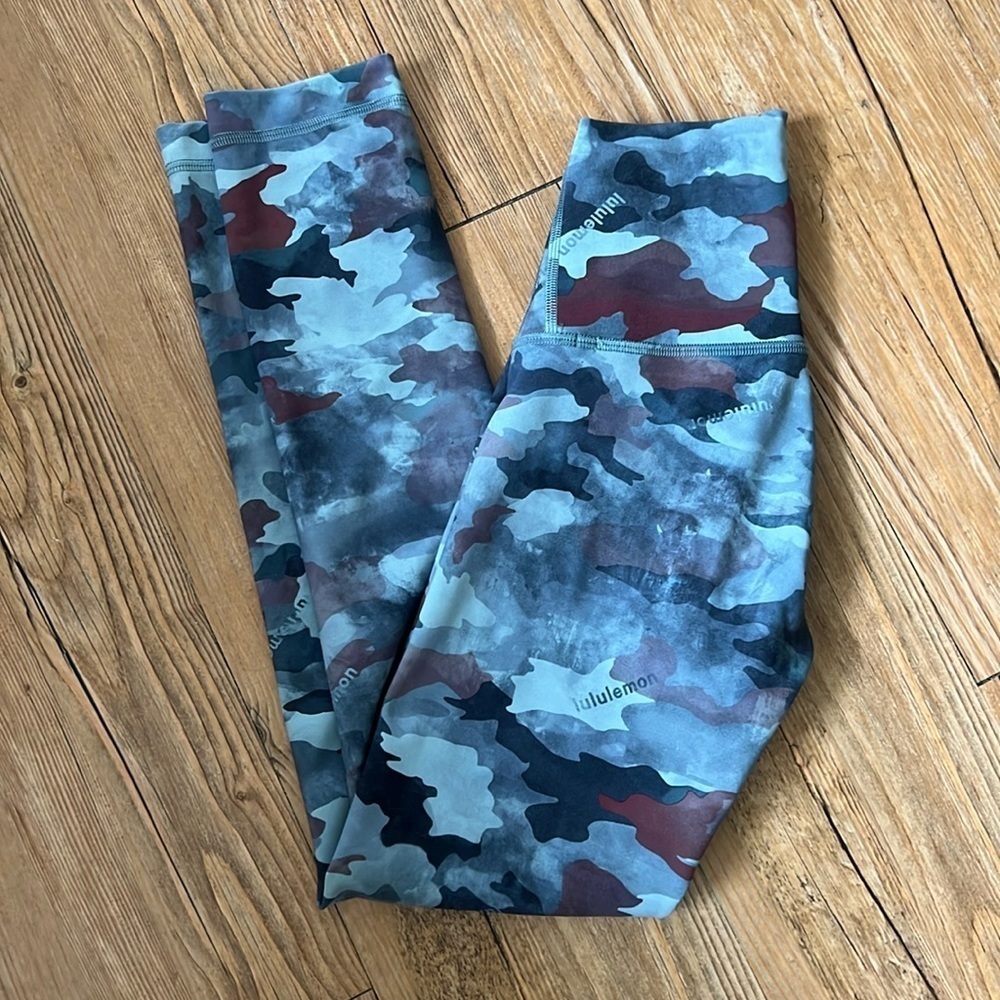 Lululemon Wunder Train High-Rise Crop Leggings - Picture 3 of 6